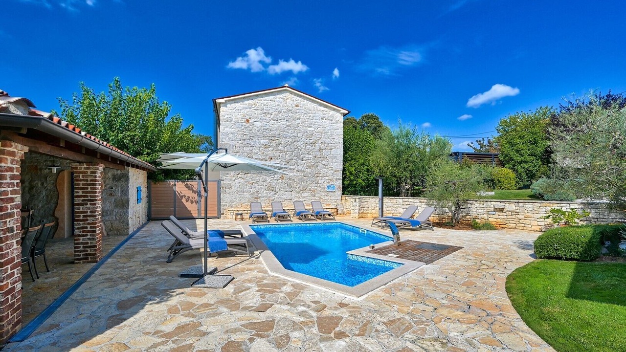 Photo of Outdoor in Kirmenjak