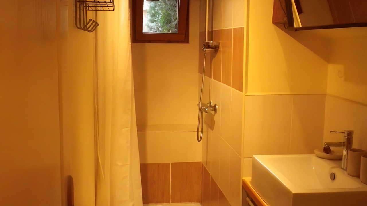 Photo of Bathroom in Saint-Eloy-la-Glaciere