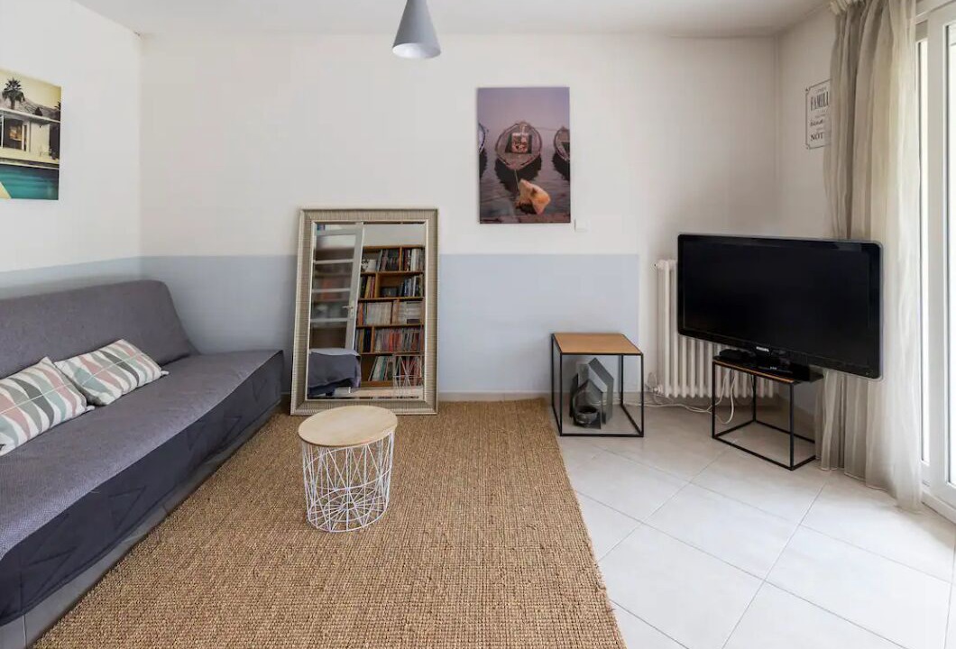 Photo of Livingroom in Le Chesnay