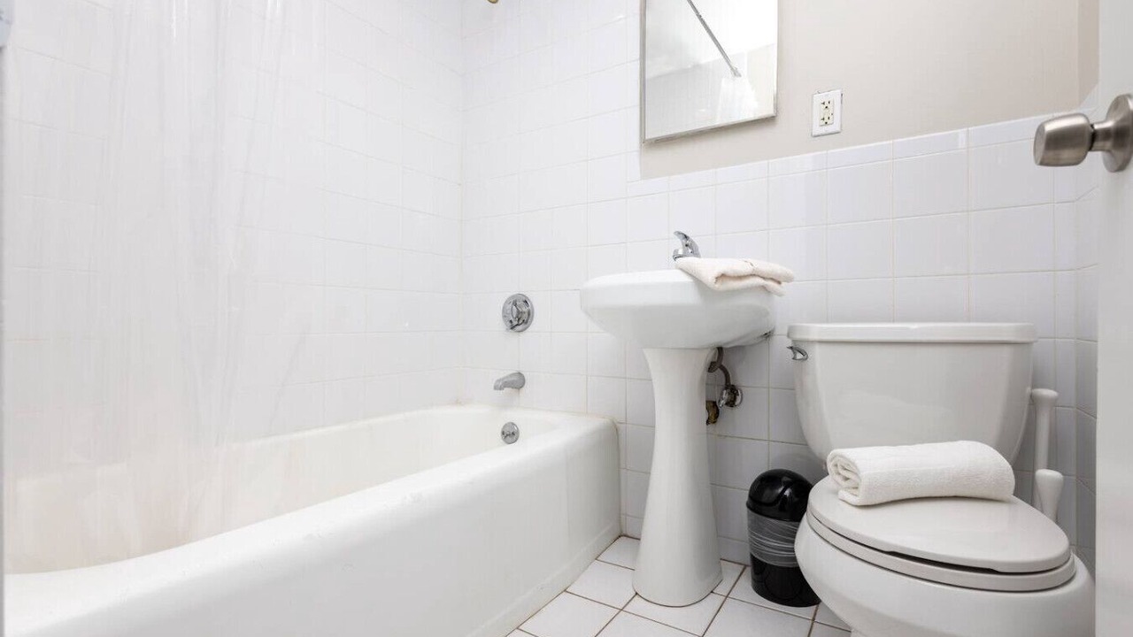 Photo of Bathroom in Prudential - St. Botolph
