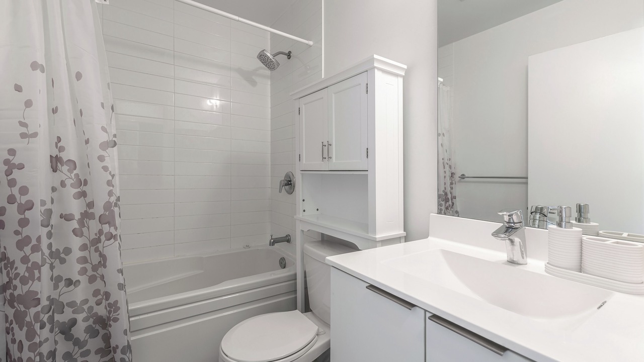 Photo of Bathroom in Humber Bay Shores