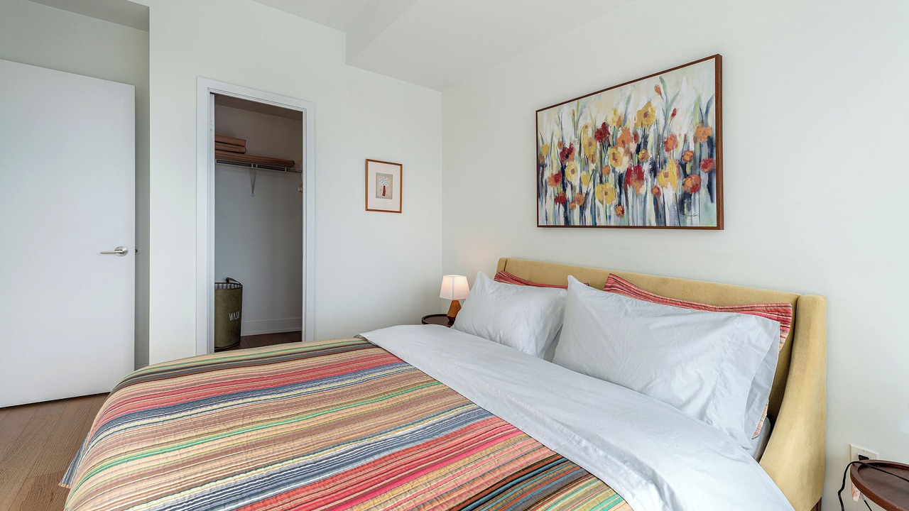 Photo of Bedroom in Humber Bay Shores