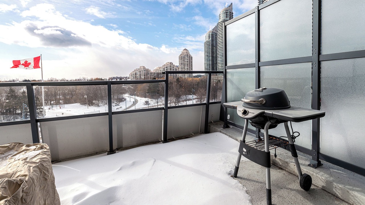 Photo of Patio Balcony in Humber Bay Shores
