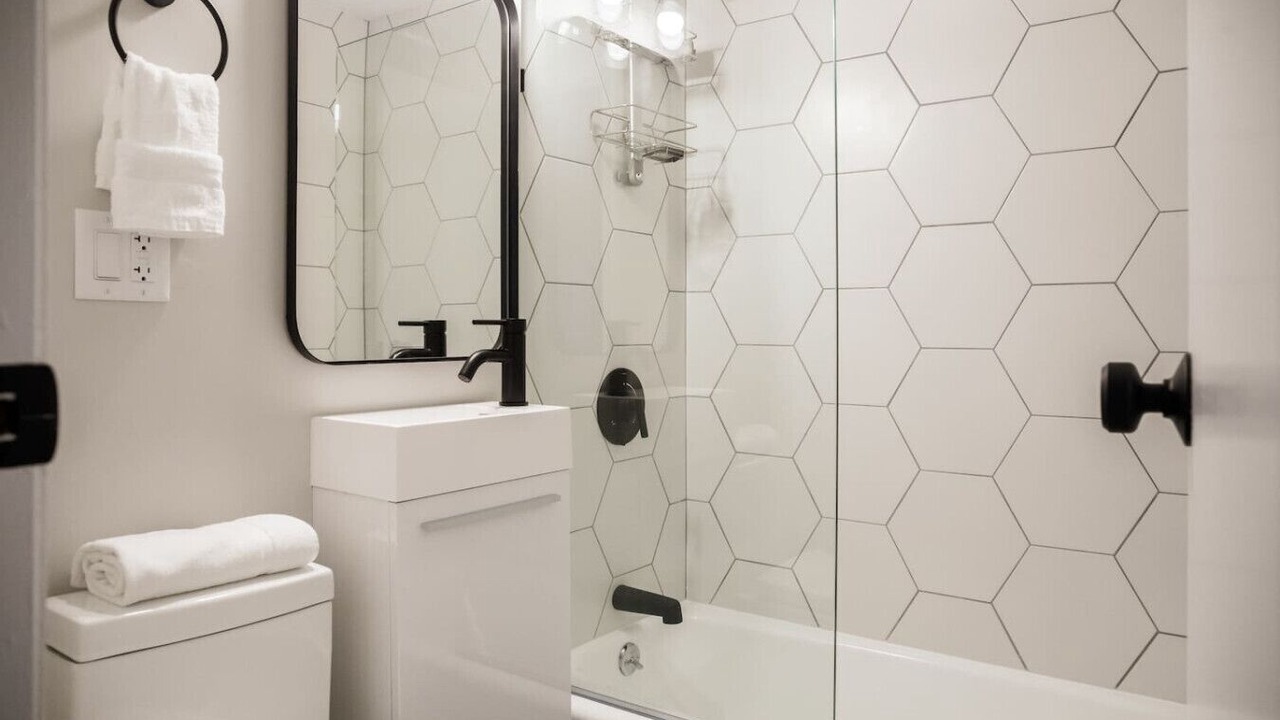 Photo of Bathroom in Prudential - St. Botolph