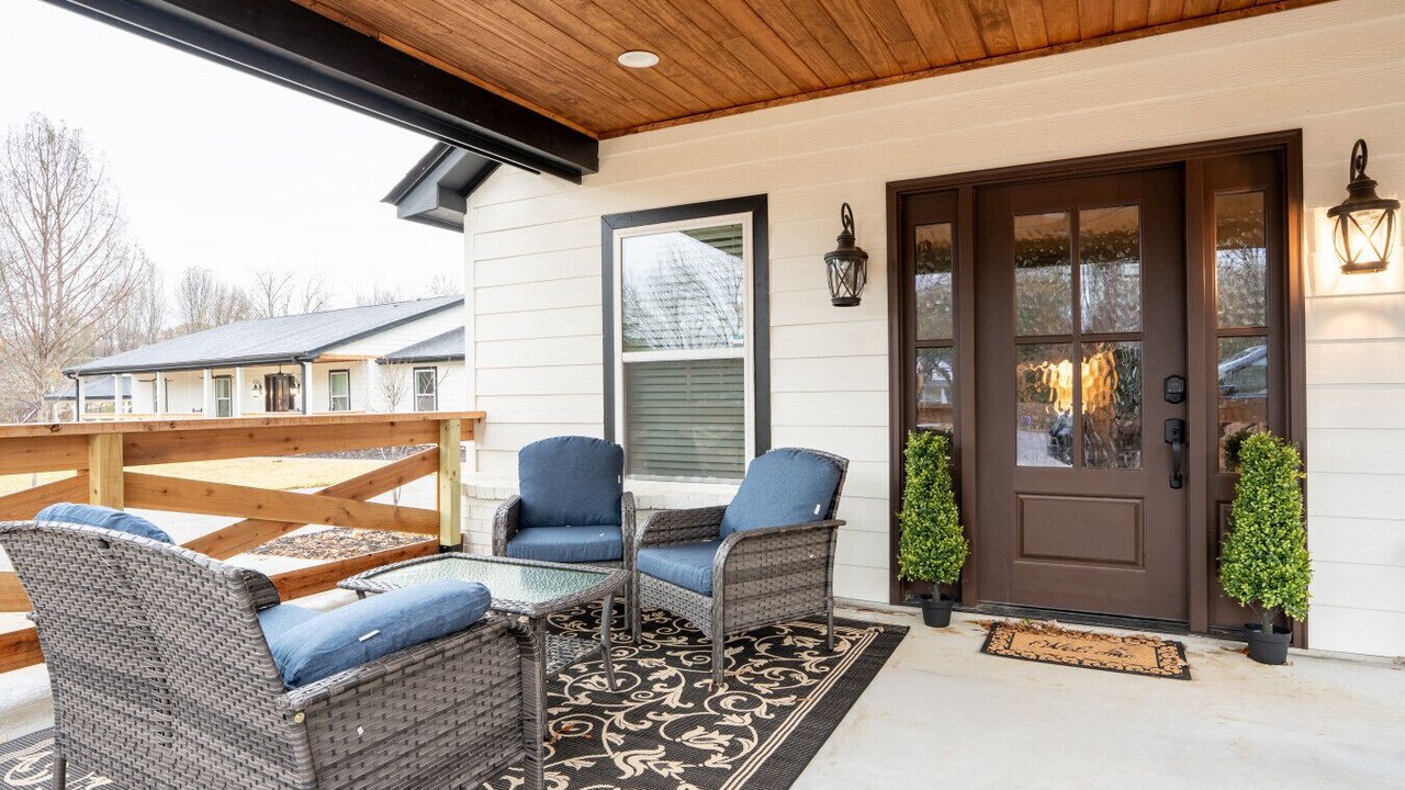Photo of Patio Balcony in Southaven