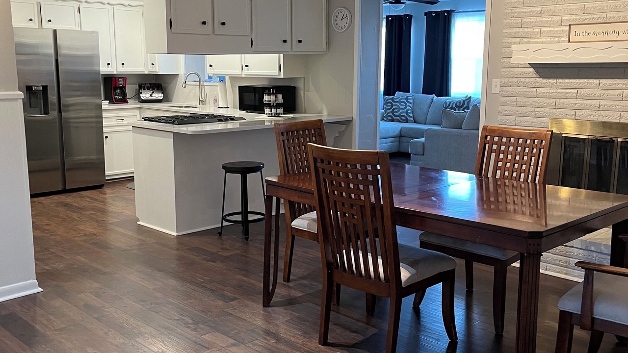 Photo of Livingroom in Broken Arrow