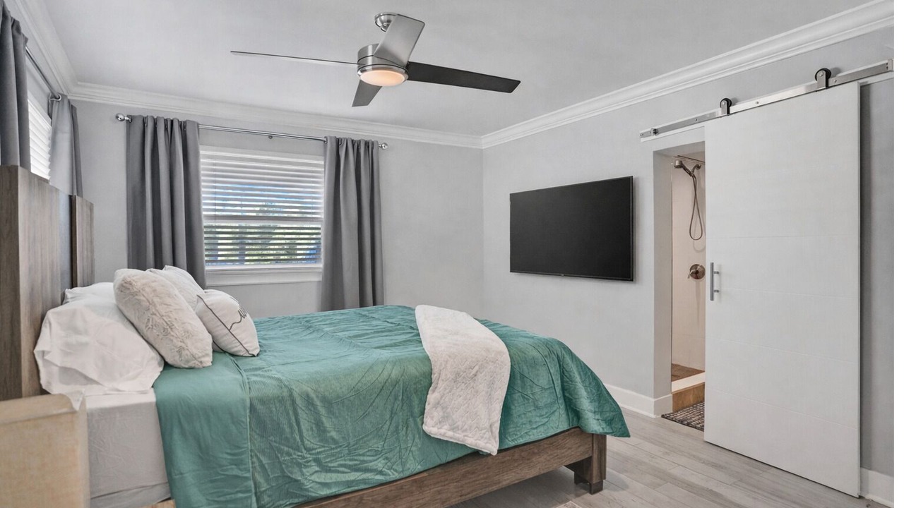 Photo of Bedroom in Deerfield Beach