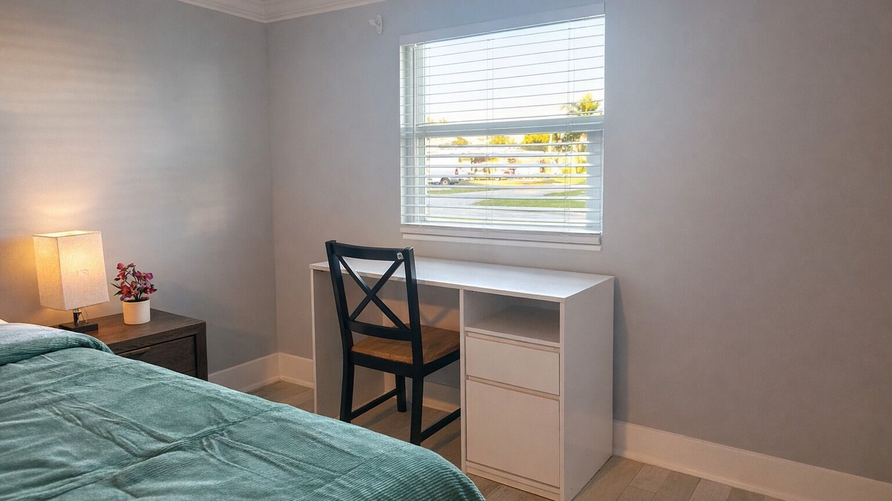 Photo of Bedroom in Deerfield Beach