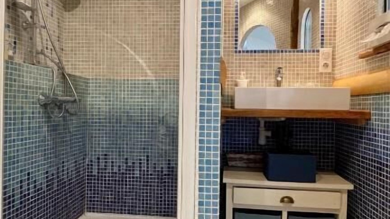 Photo of Bathroom in Lauzerte