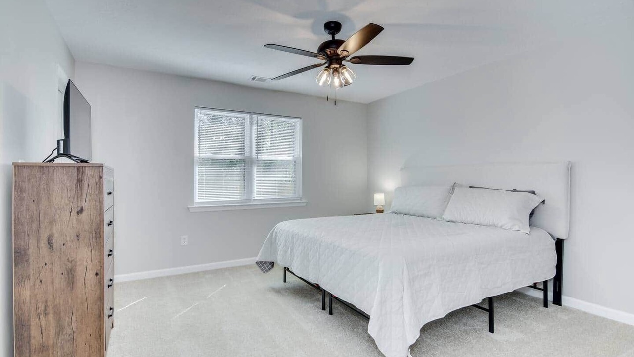 Photo of Bedroom in Peach Orchard