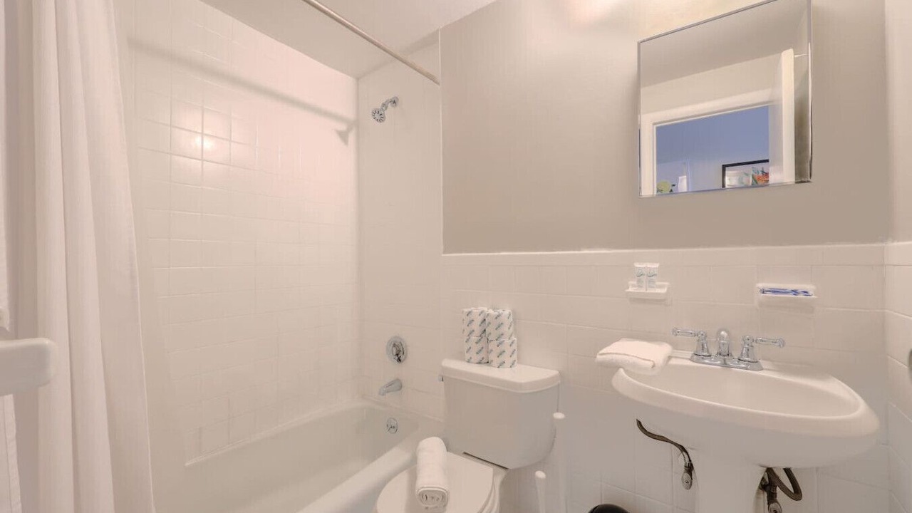 Photo of Bathroom in Prudential - St. Botolph