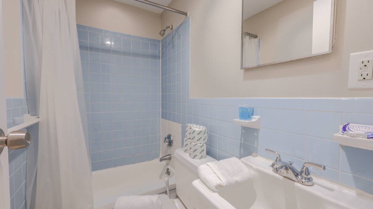 Photo of Bathroom in Prudential - St. Botolph