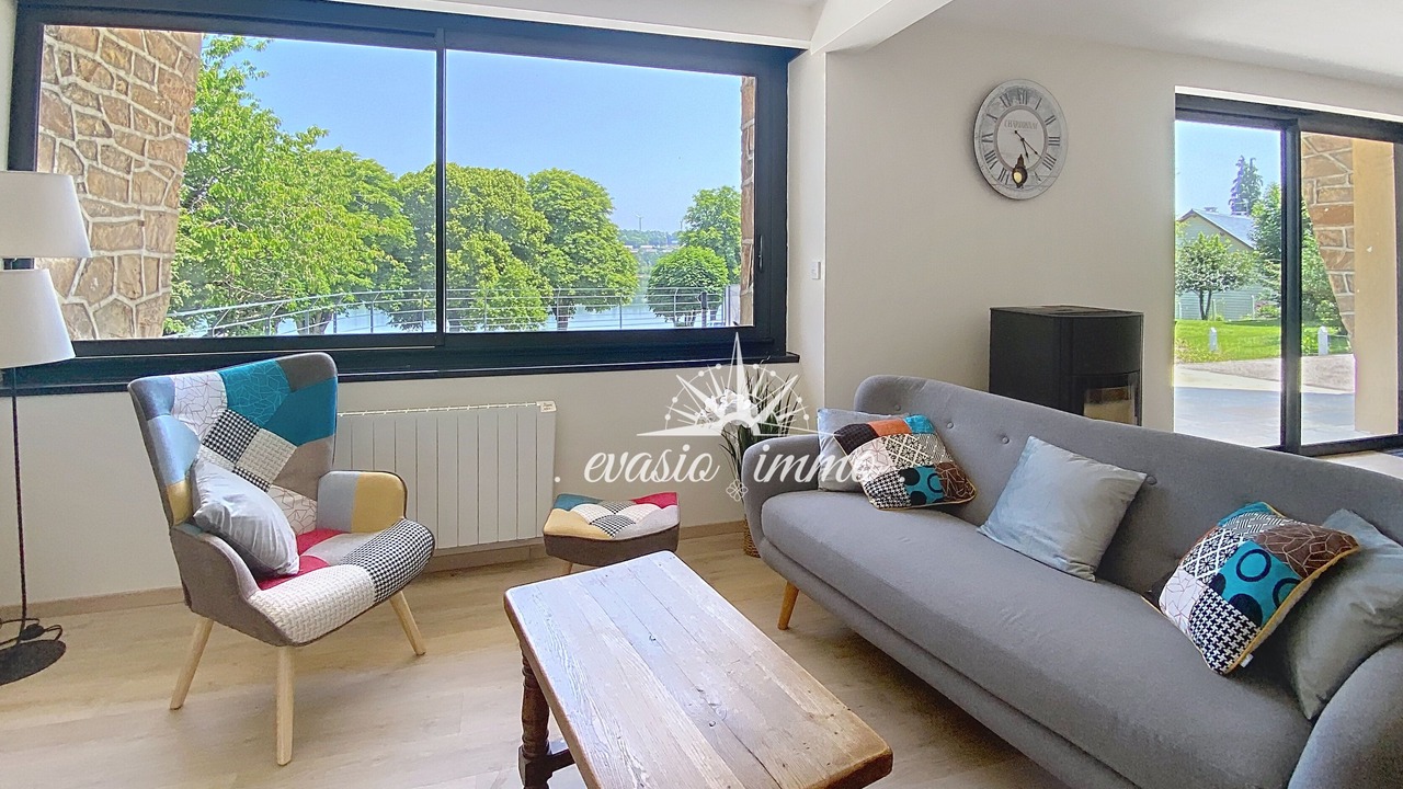 Photo of Livingroom in Villefranche-de-Panat