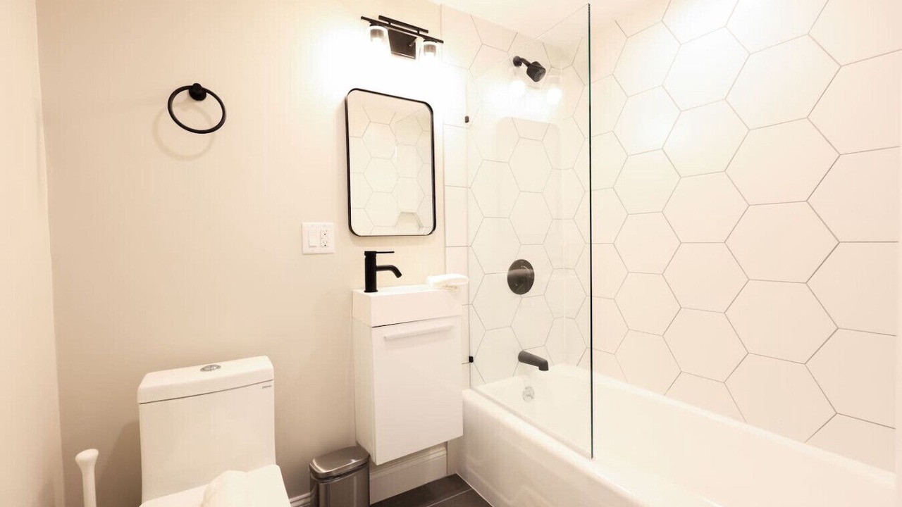 Photo of Bathroom in Prudential - St. Botolph