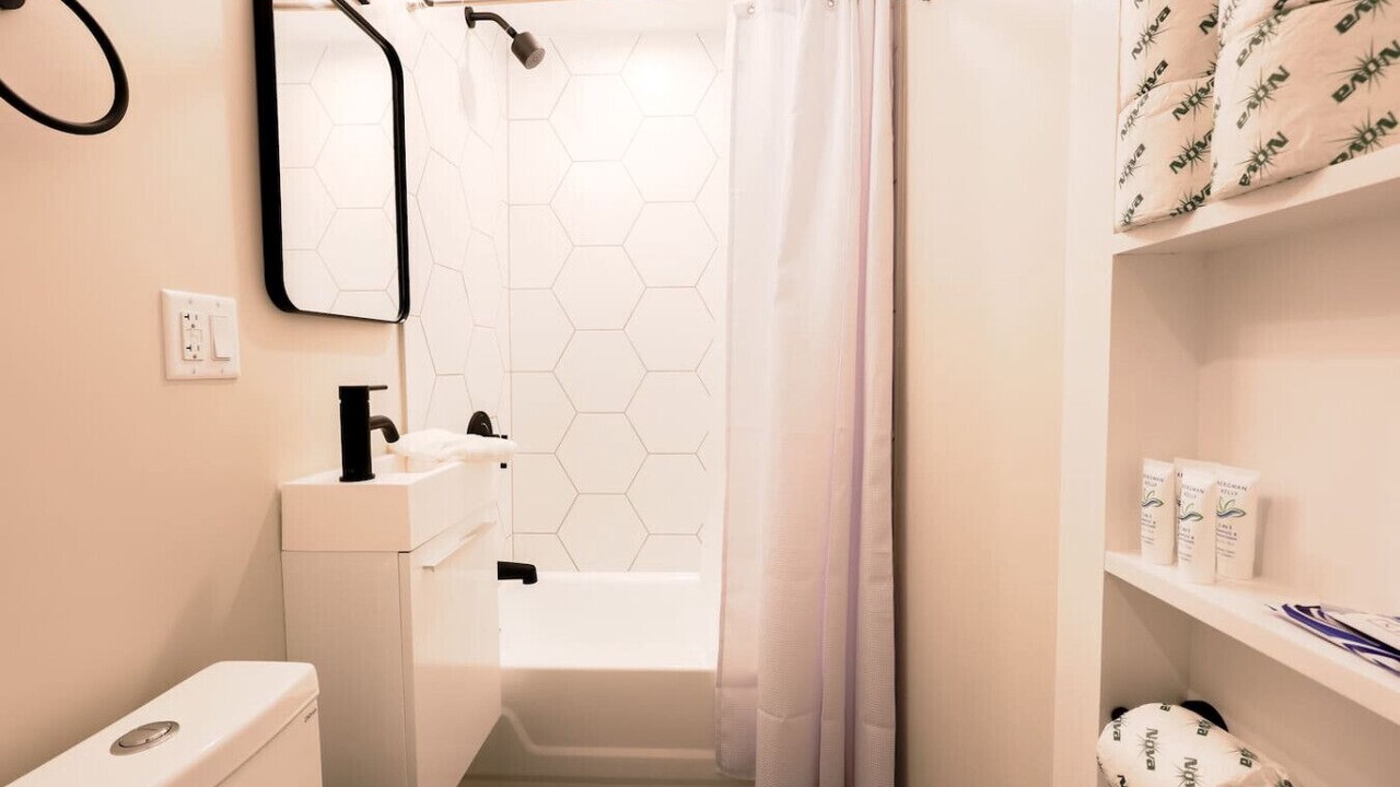 Photo of Bathroom in Prudential - St. Botolph