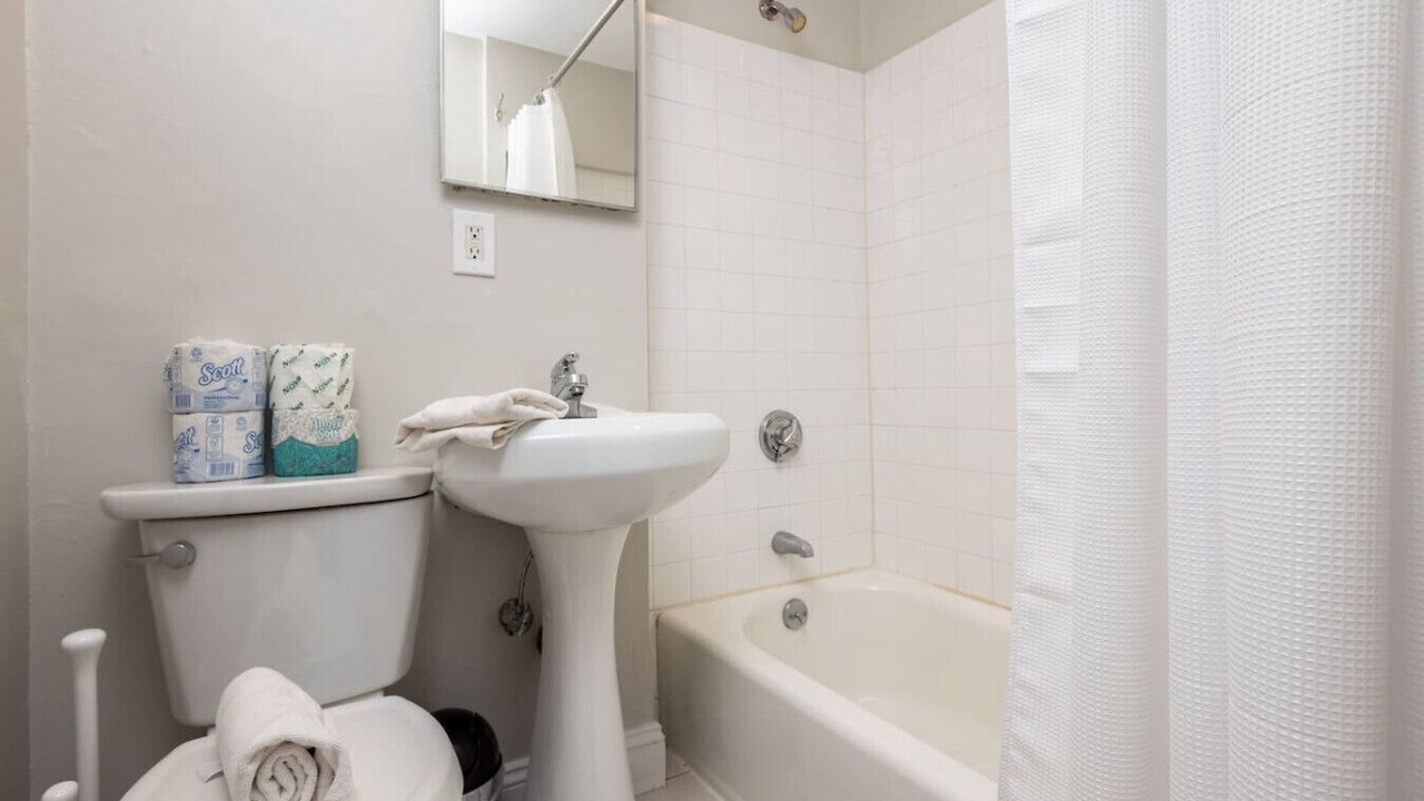 Photo of Bathroom in Prudential - St. Botolph