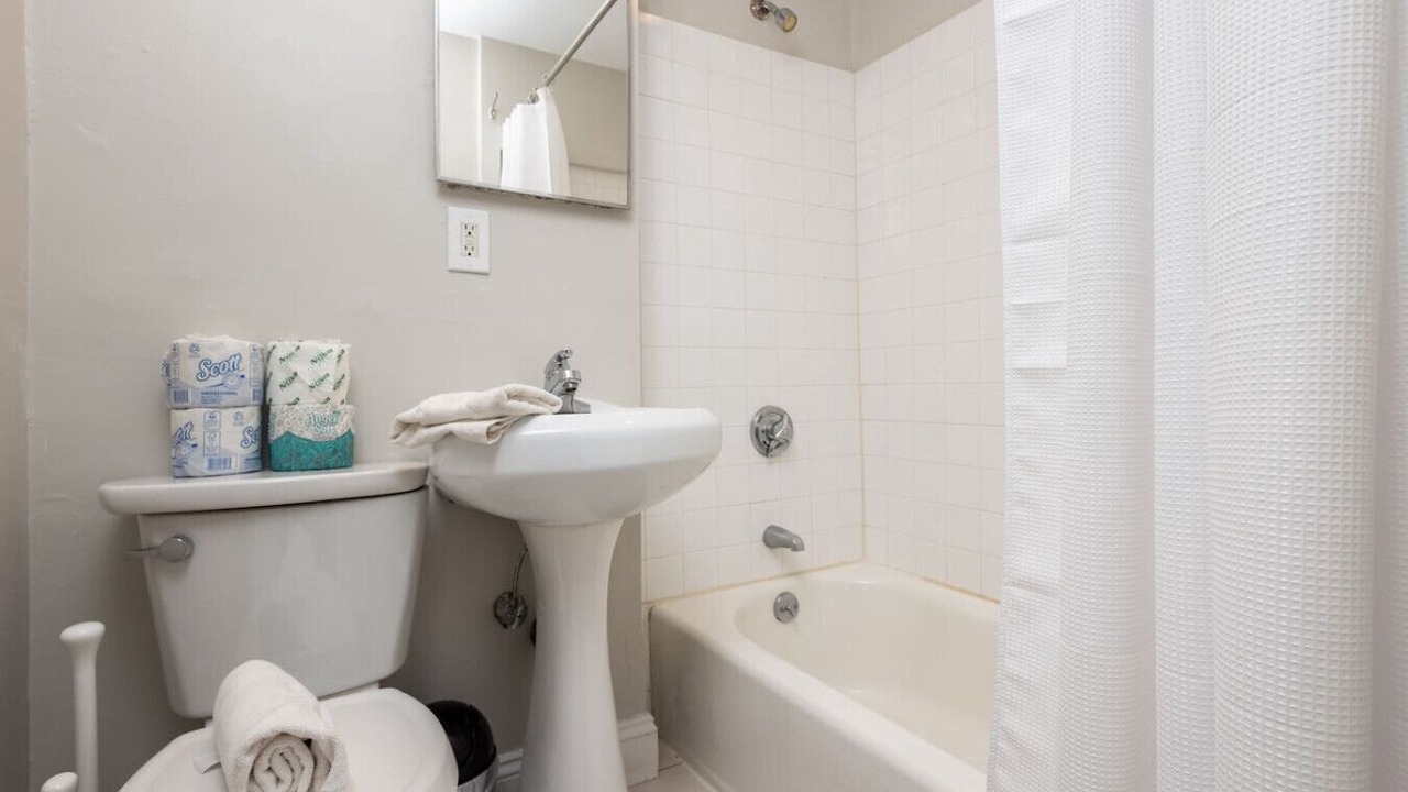 Photo of Bathroom in Prudential - St. Botolph