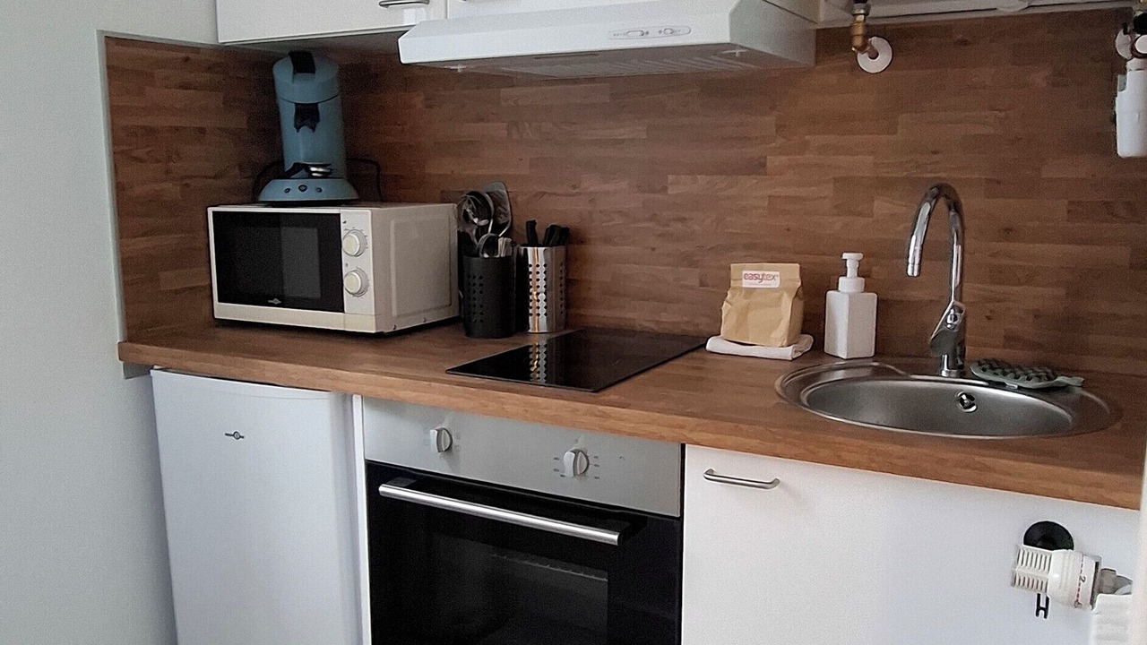 Photo of Kitchen in Poincare - Foch - Anatole France - Croix de Bourgogne