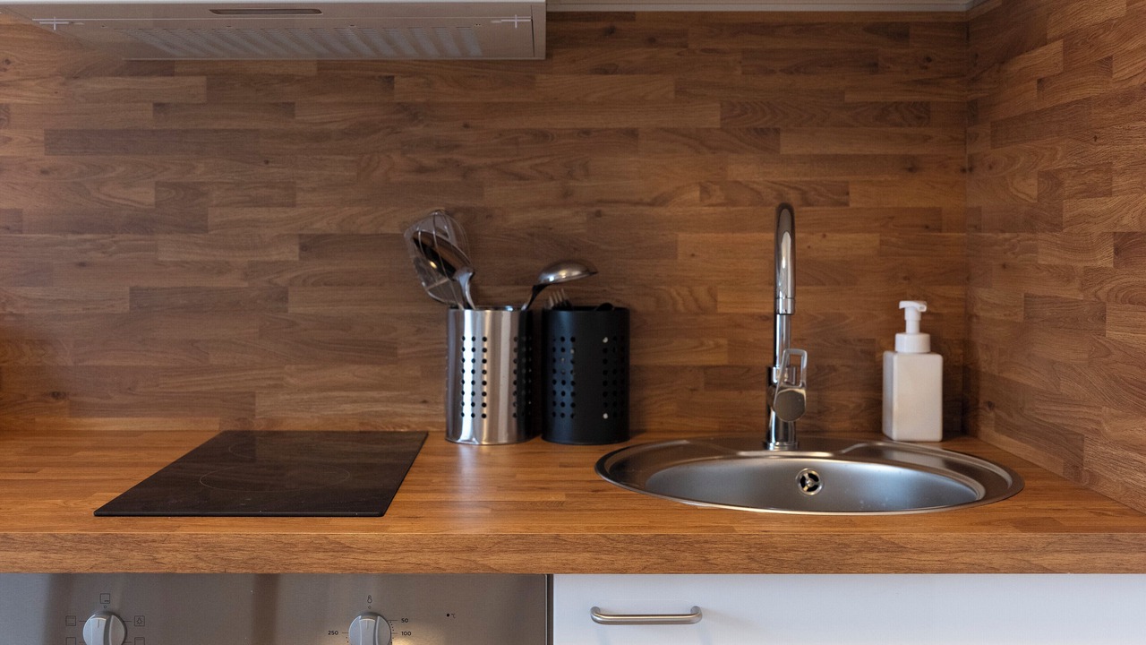 Photo of Kitchen in Poincare - Foch - Anatole France - Croix de Bourgogne