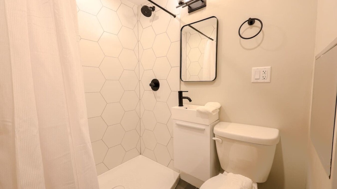 Photo of Bathroom in Prudential - St. Botolph