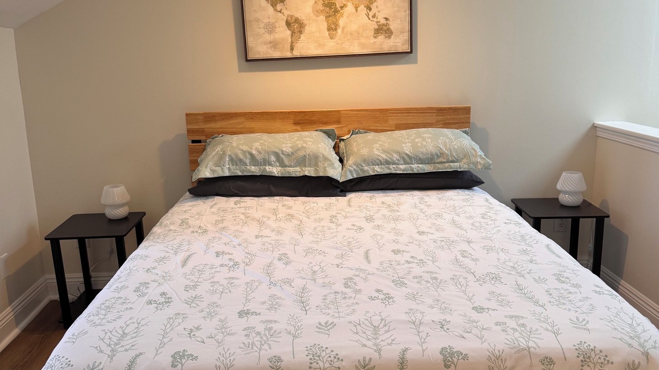 Photo of Bedroom in Lafayette Square