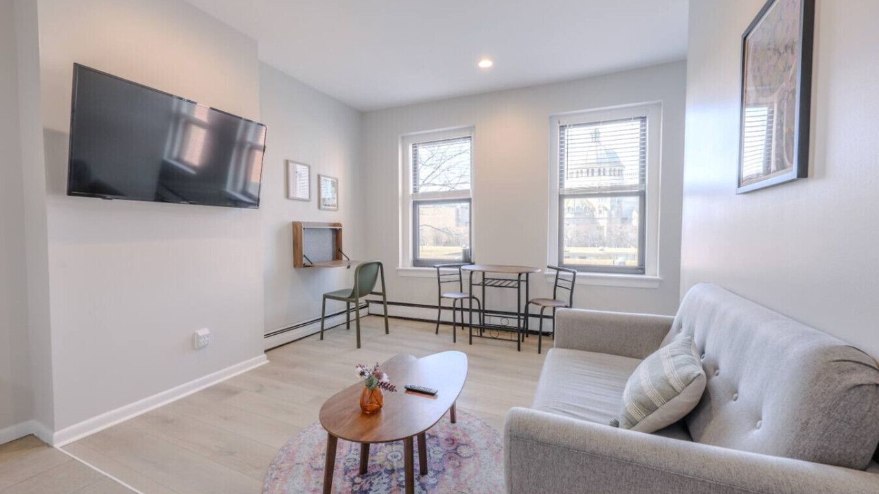 Photo of Livingroom in Prudential - St. Botolph