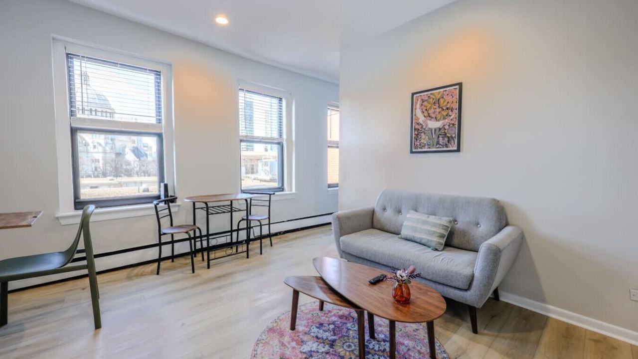 Photo of Livingroom in Prudential - St. Botolph