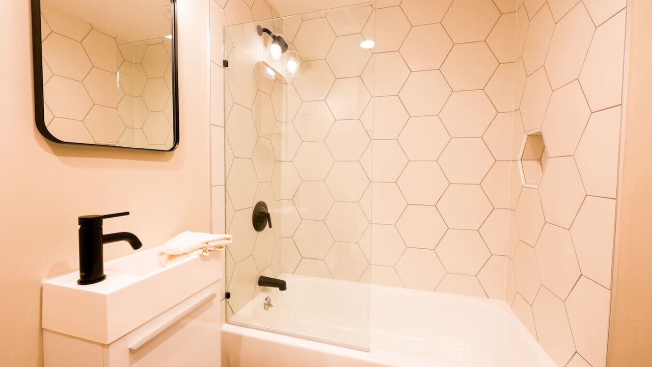Photo of Bathroom in Prudential - St. Botolph