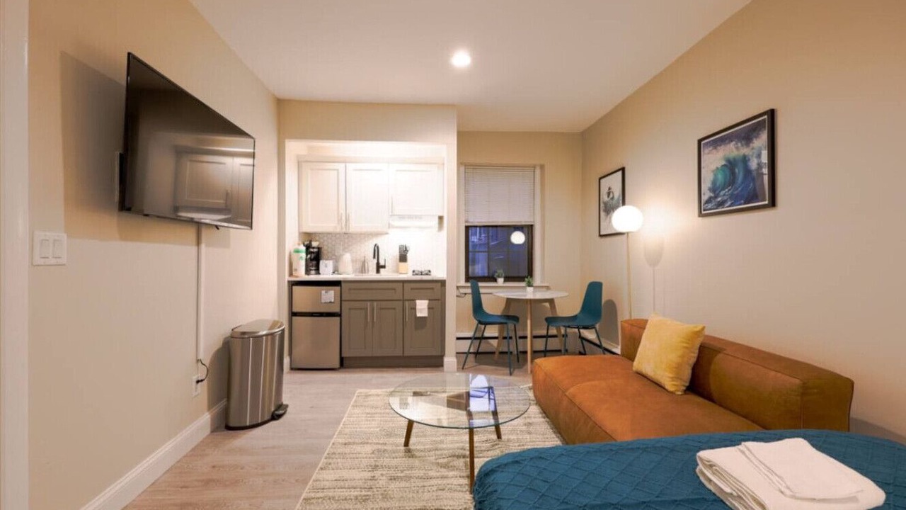 Photo of Livingroom in Prudential - St. Botolph