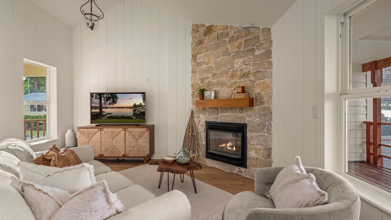 Photo of Livingroom in Lakewood