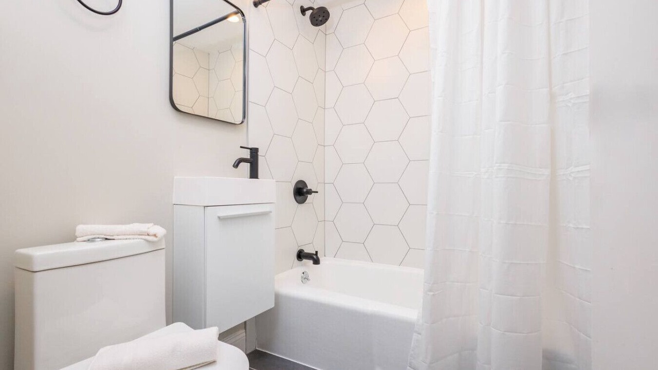 Photo of Bathroom in Prudential - St. Botolph