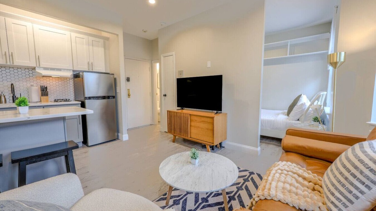 Photo of Livingroom in Prudential - St. Botolph