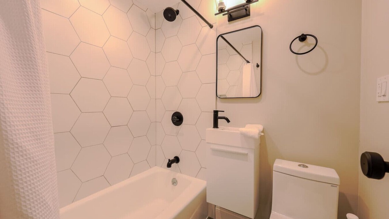 Photo of Bathroom in Prudential - St. Botolph