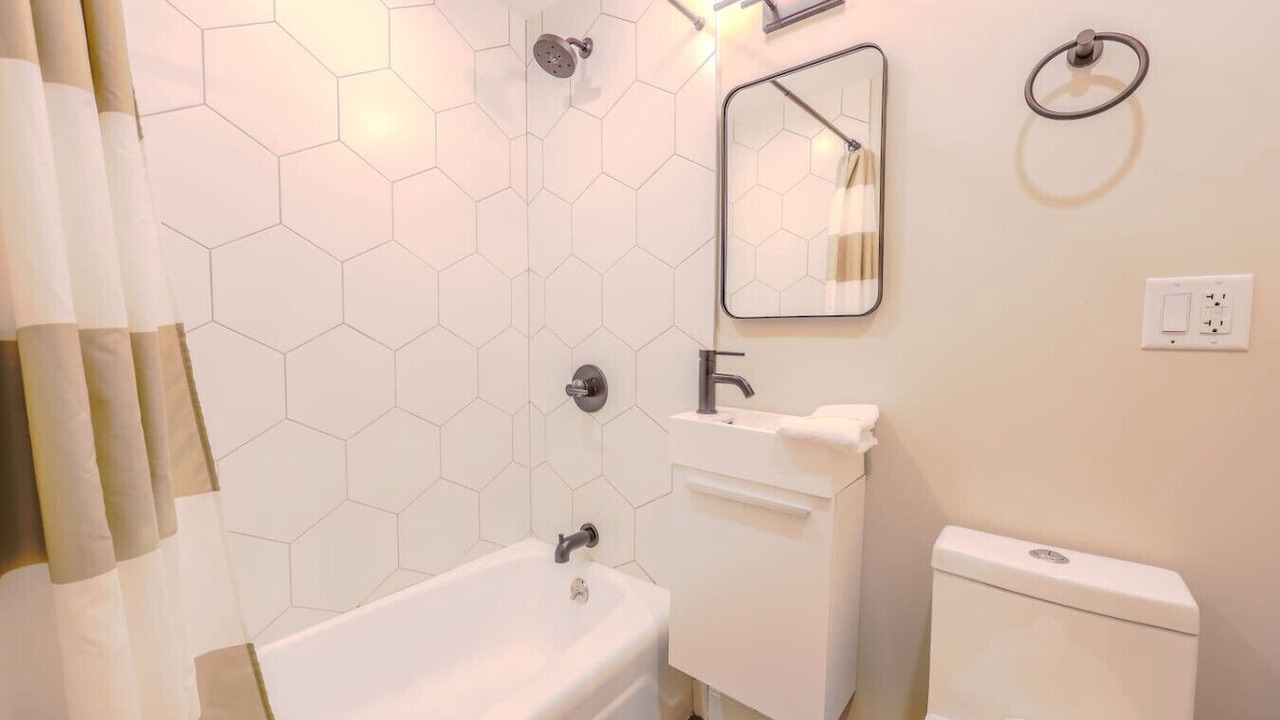Photo of Bathroom in Prudential - St. Botolph