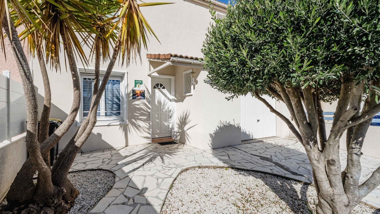 Photo of Outdoor in Trebes