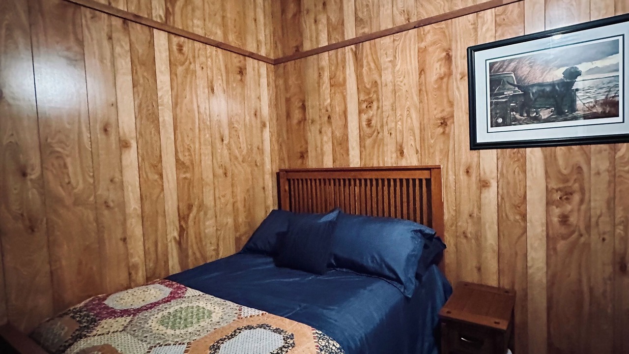 Photo of Bedroom in Lafayette County