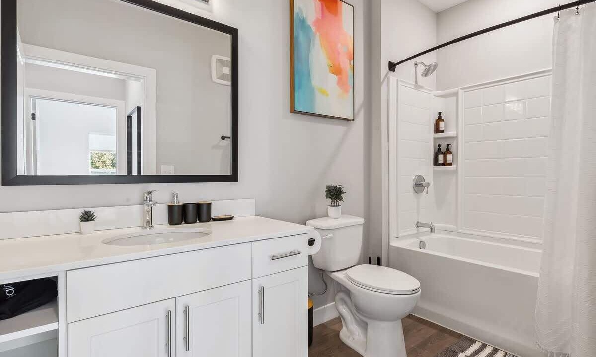 Photo of Bathroom in Olde Towne East