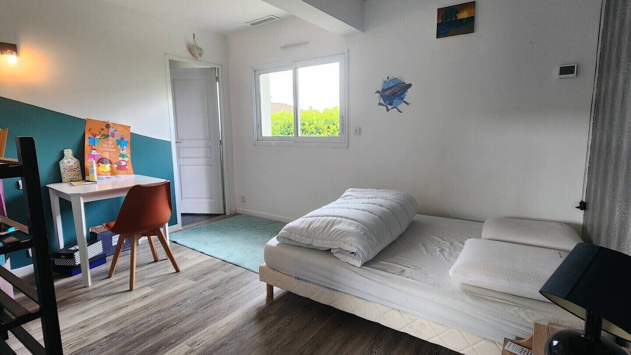 Photo of Bedroom in Saujon