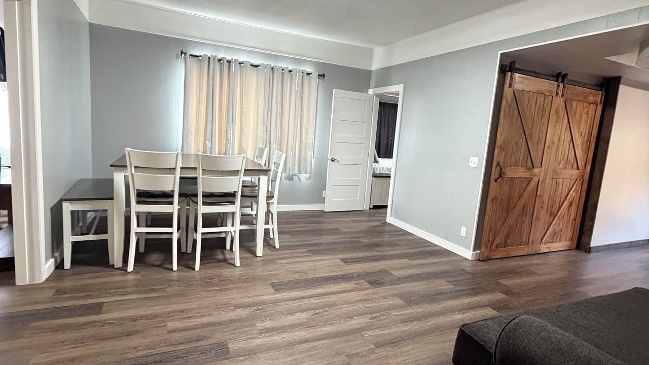 Photo of Livingroom in Pendleton