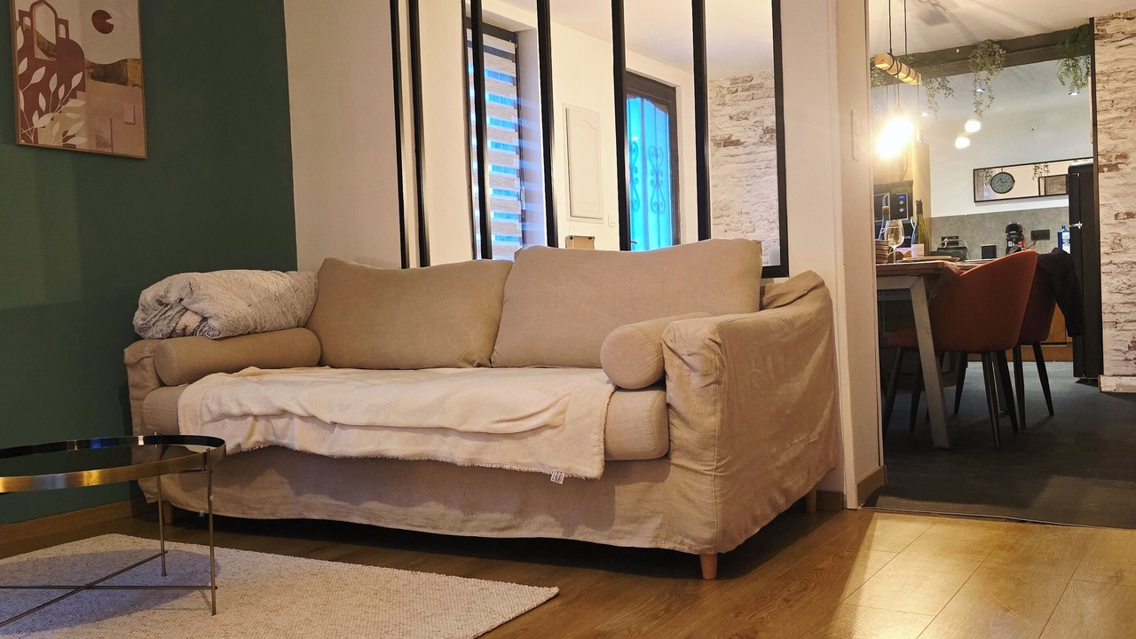 Photo of Livingroom in Arelaune-en-Seine