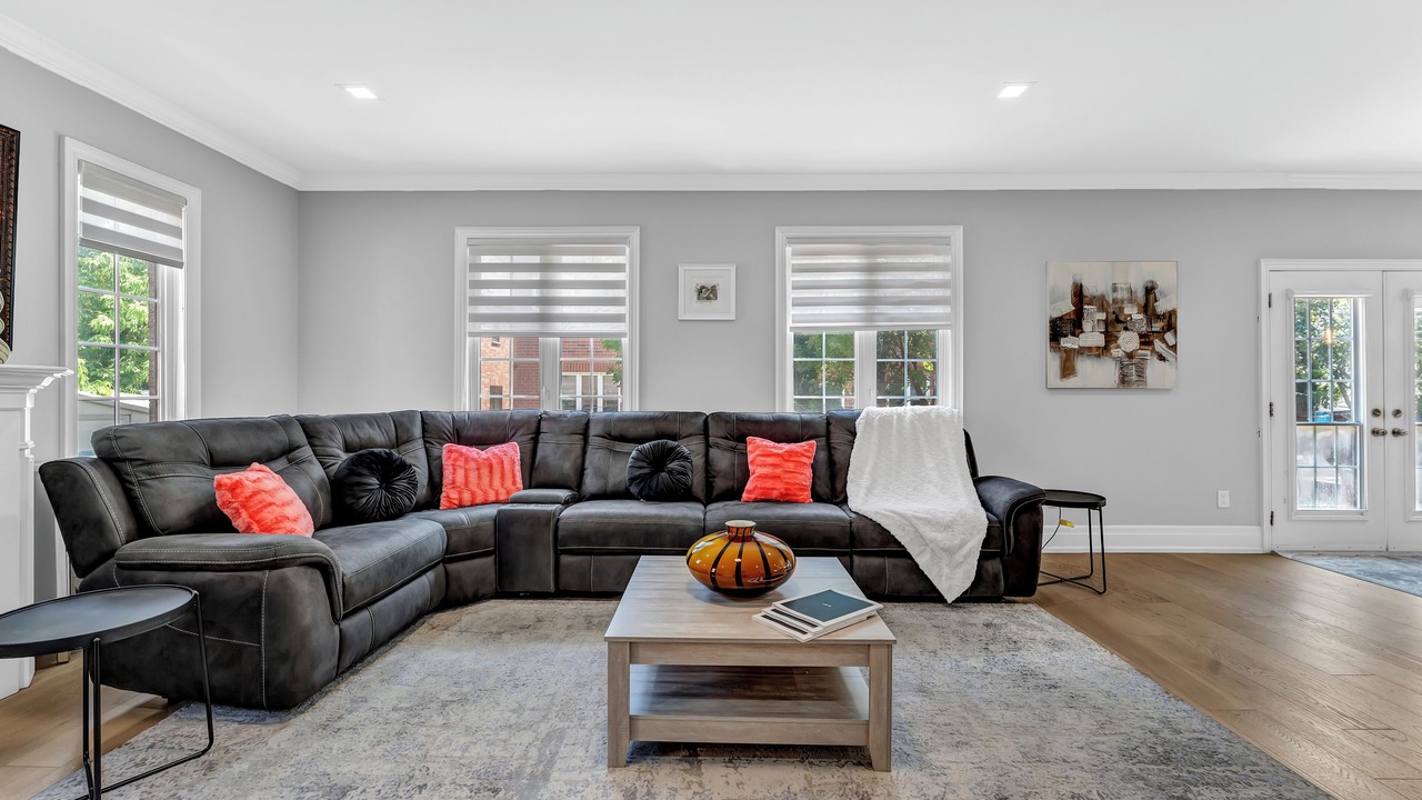 Photo of Livingroom in Brampton