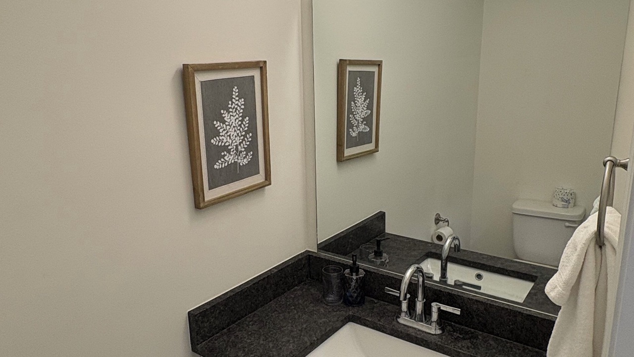 Photo of Bathroom in Lupton City