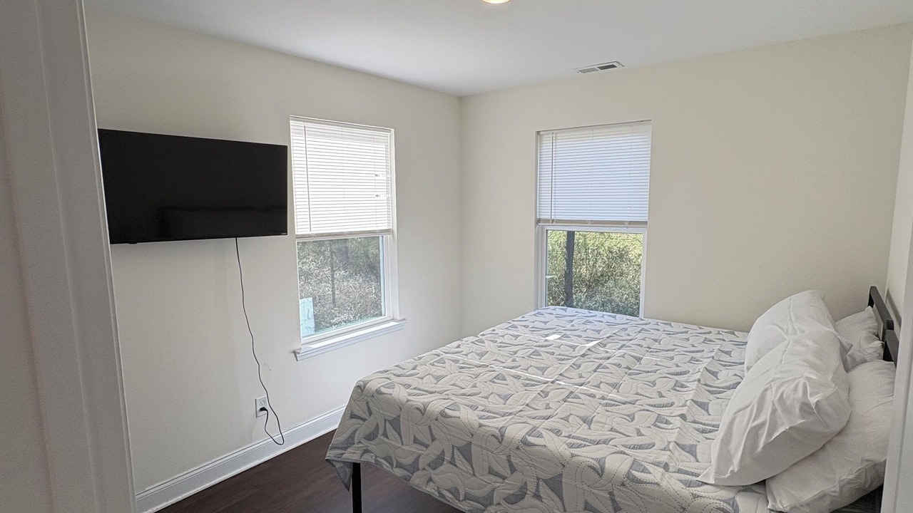 Photo of Bedroom in Lupton City