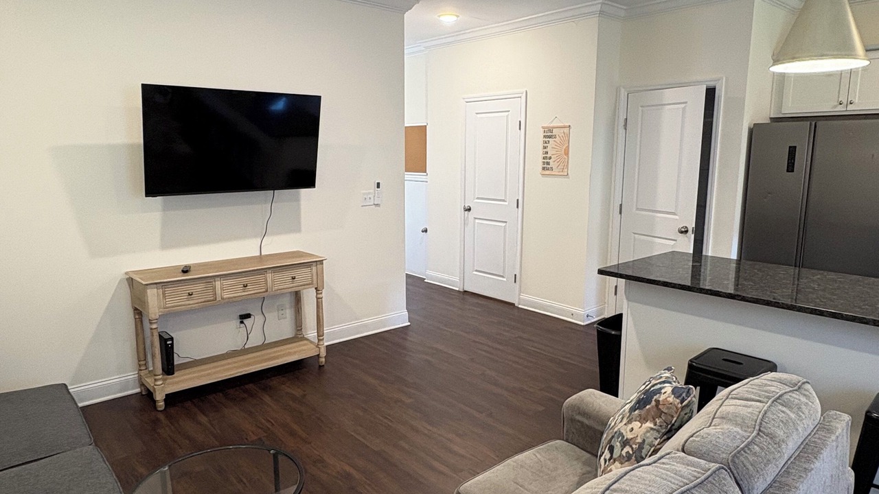 Photo of Livingroom in Lupton City
