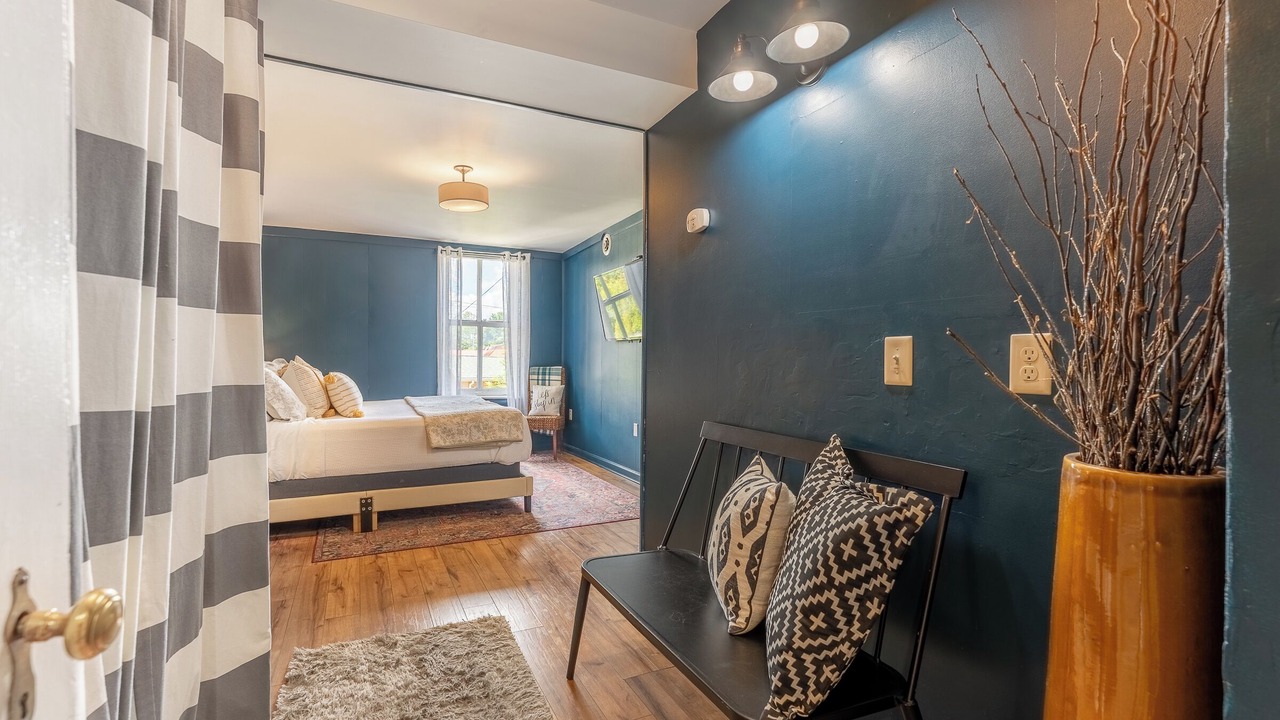 Photo of Bedroom in Livingston