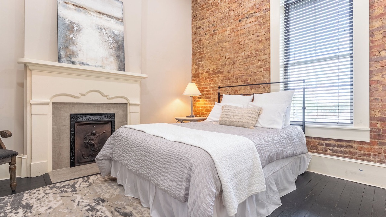 Photo of Bedroom in Livingston