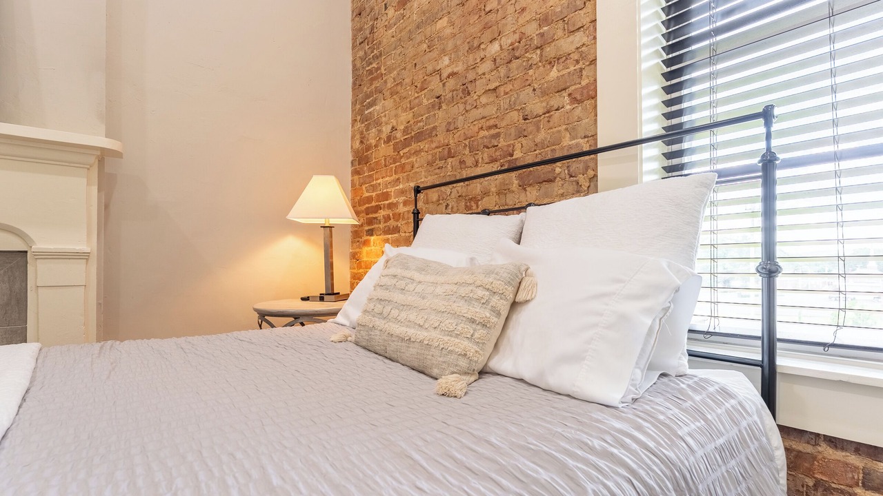 Photo of Bedroom in Livingston