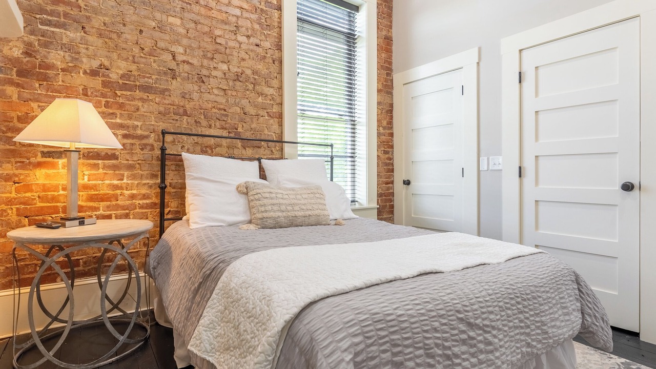 Photo of Bedroom in Livingston