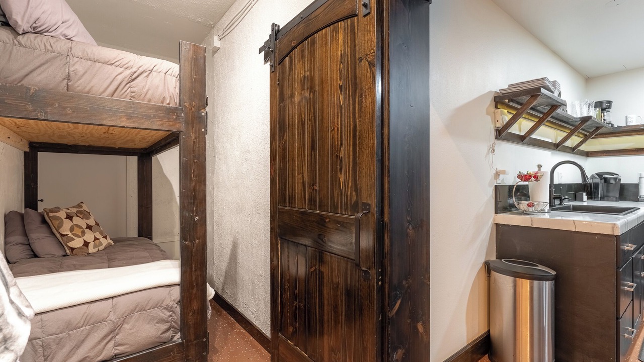 Photo of Bedroom in Livingston