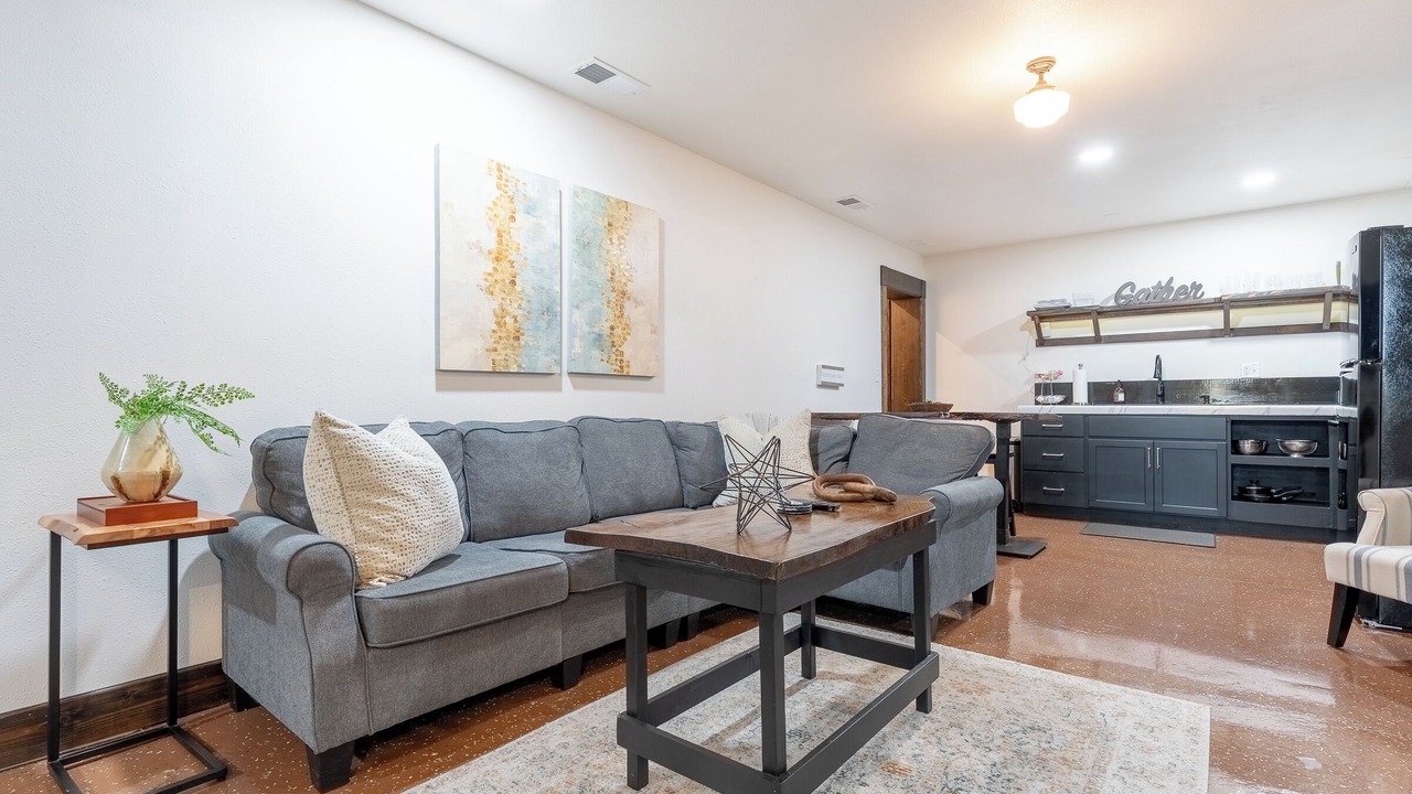 Photo of Livingroom in Livingston